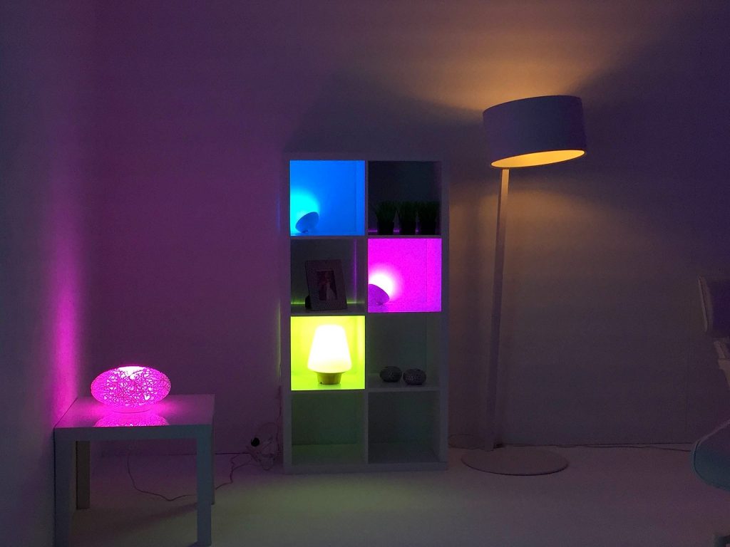 Philips Hue lights, accessories, features and compatibility: your