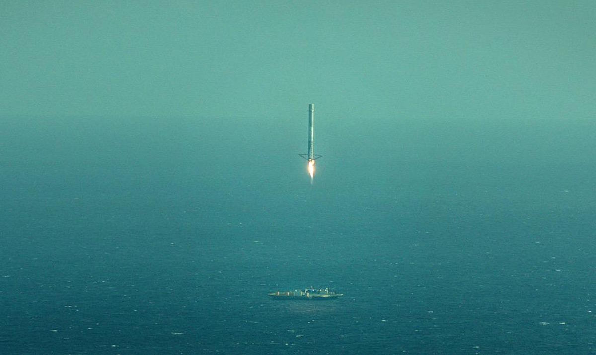 SpaceX’s rocket landing falls short