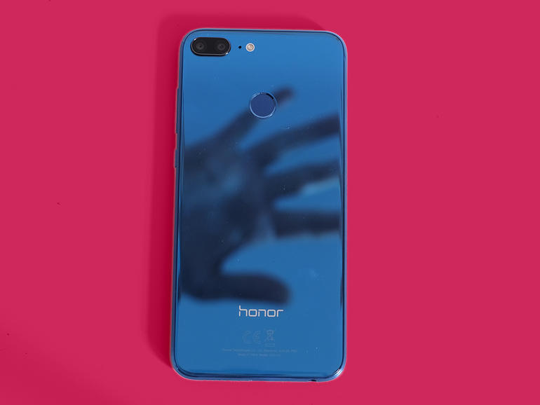 Honor 9 Lite design: cheap but classy