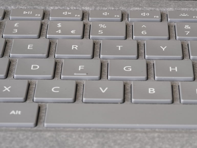 SURFACE LAPTOP KEYBOARD: TYPIST'S DREAM