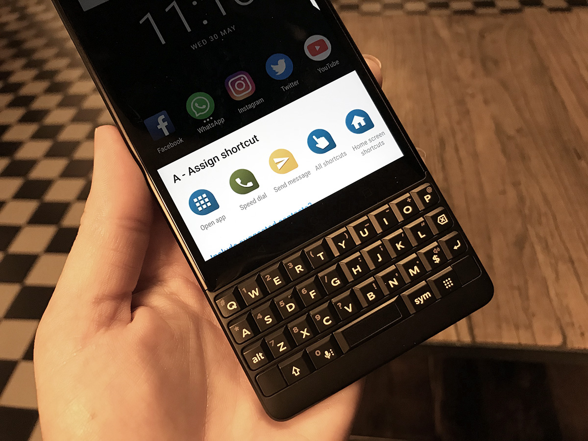 Hands-on with the BlackBerry Key2: shortcut