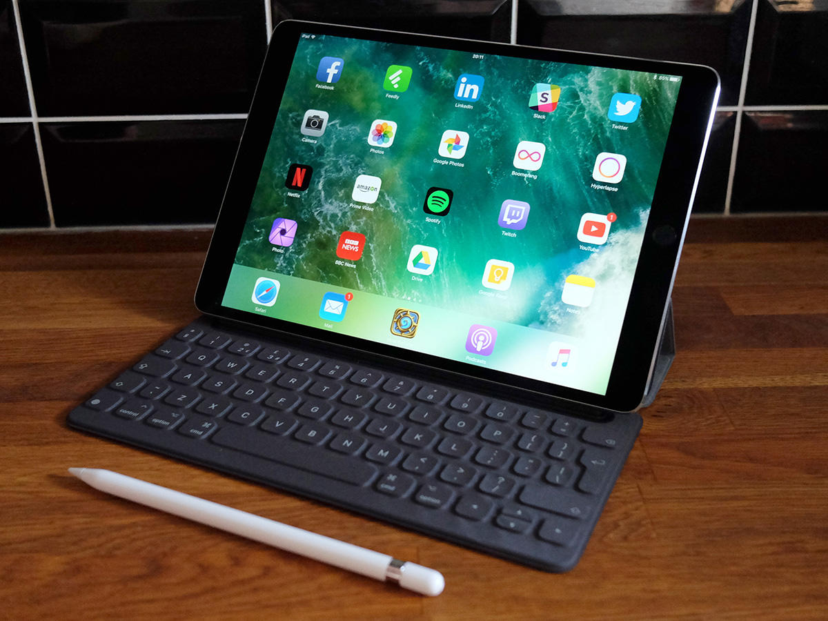 9) AN IPAD PRO X