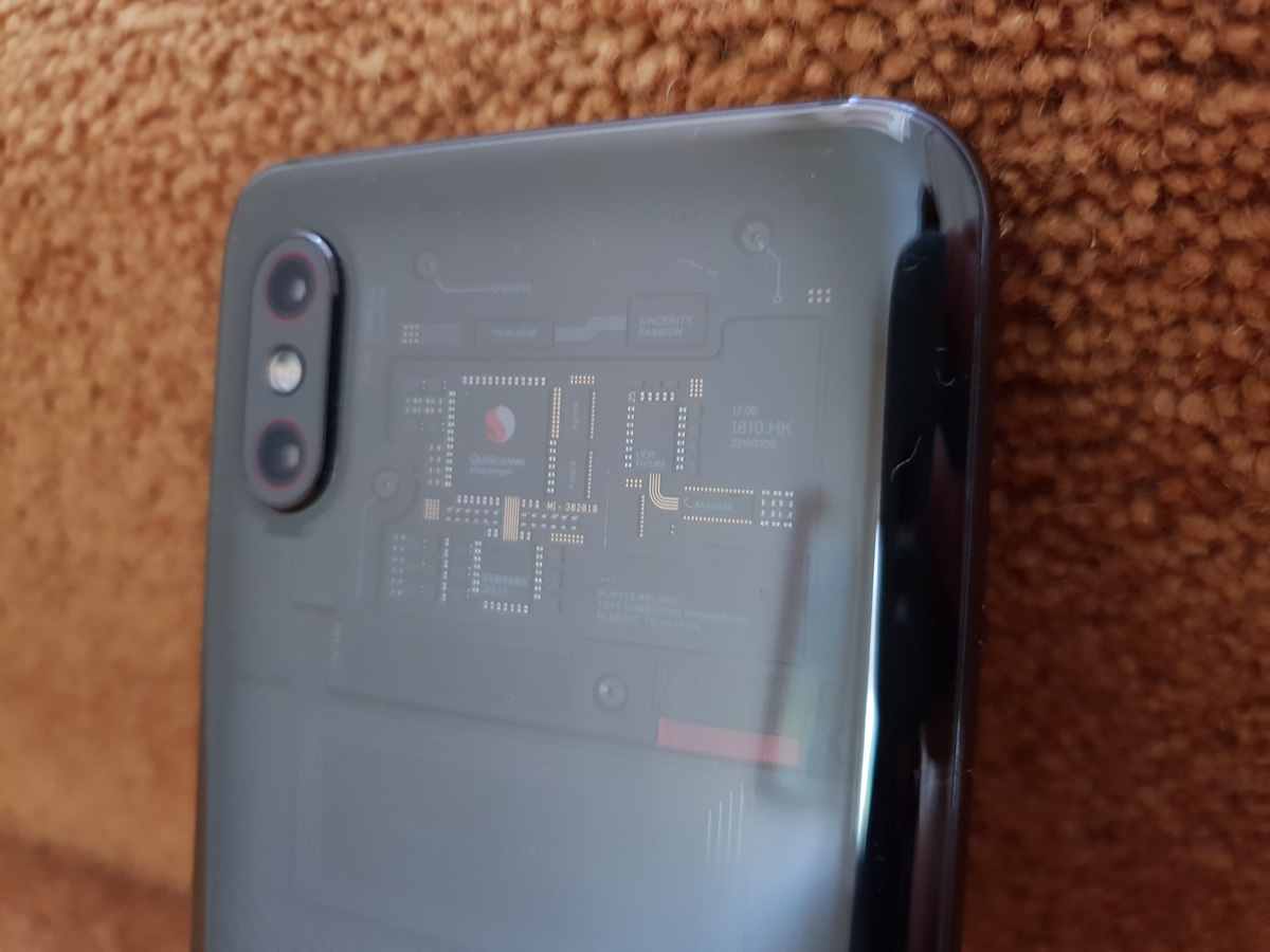 Xiaomi Mi 8 Pro -  External Reviews