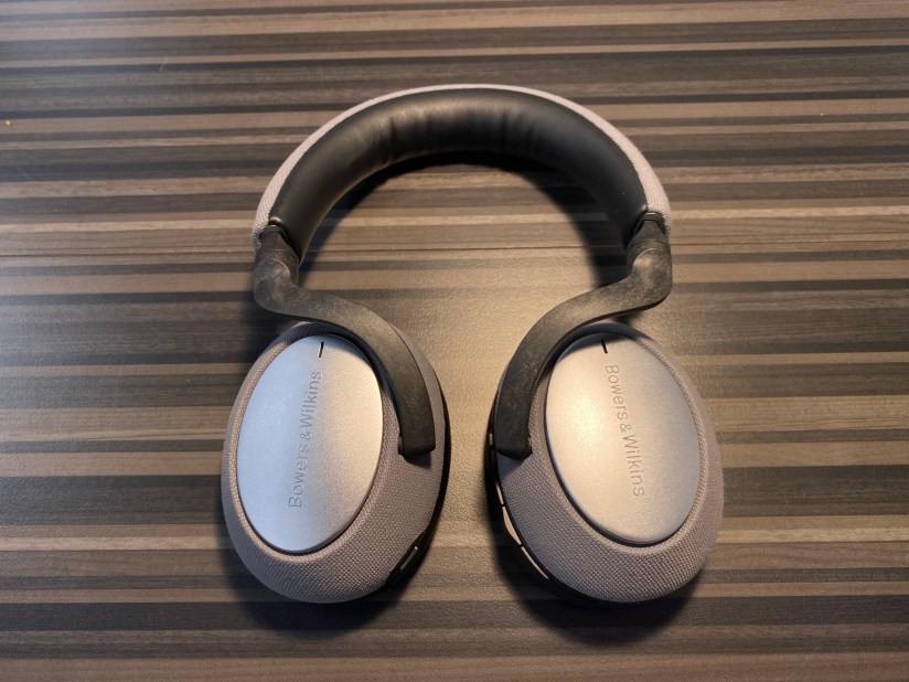 Bowers & Wilkins PX7 review