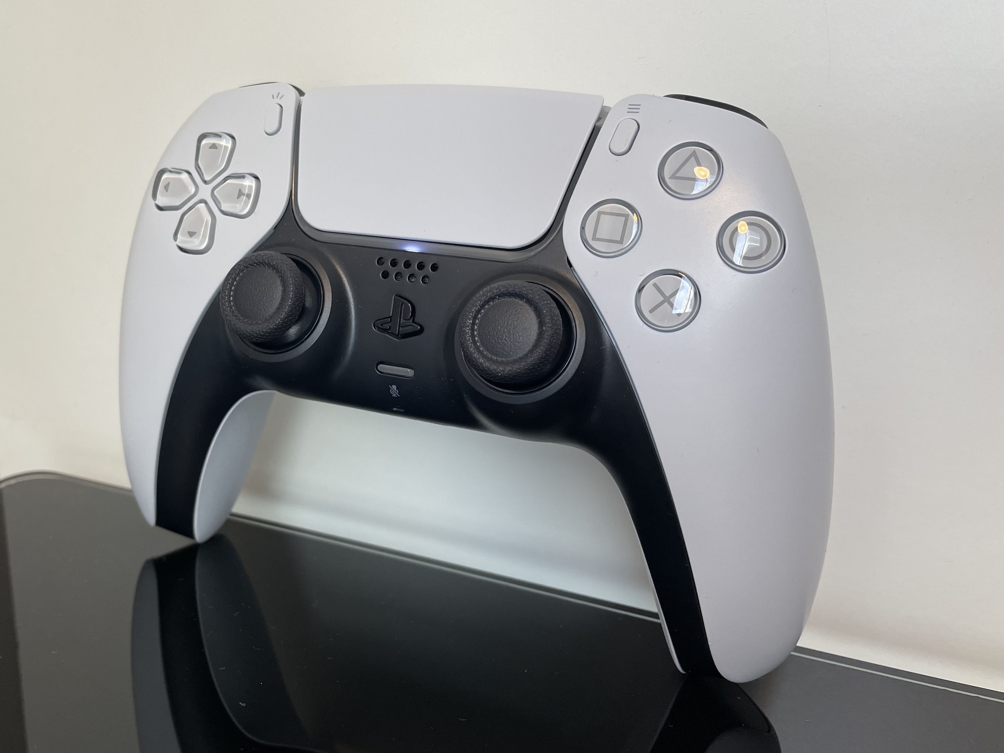 Weekend Whammy: Sony Reveals PS5 Controller & Half-Life: Alyx – WGB, Home of AWESOME Reviews