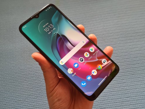 Motorola Moto G30 review