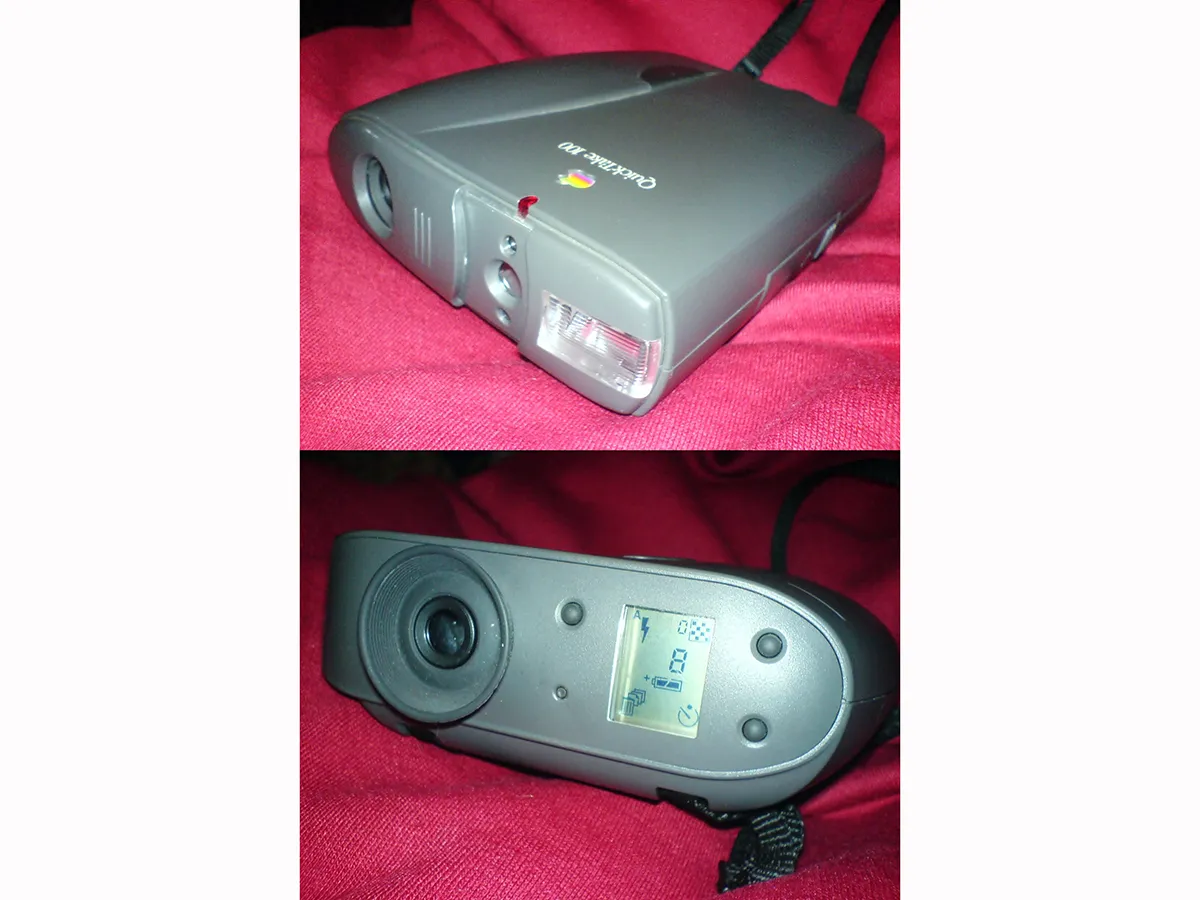 1) This digital camera