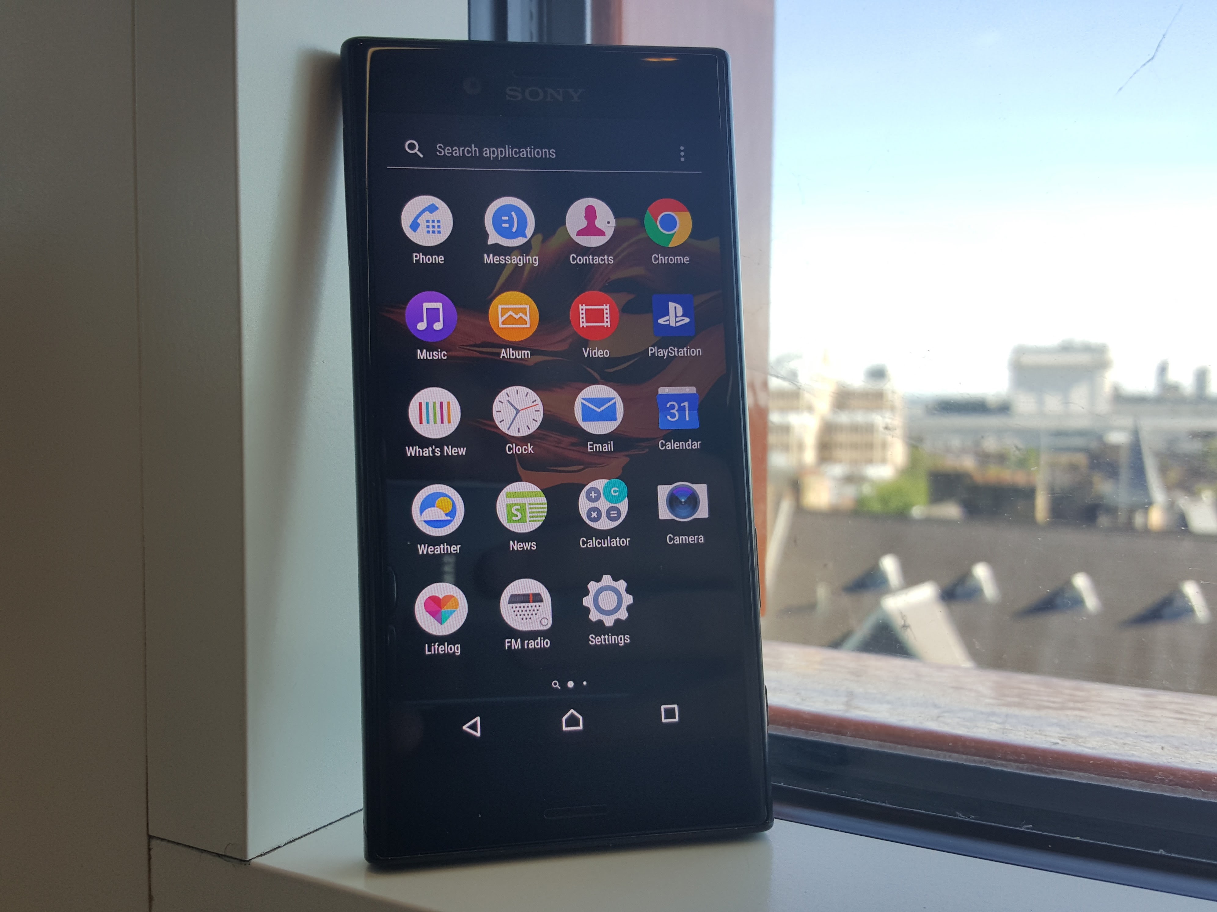 Sony Xperia X Compact power: Zippy