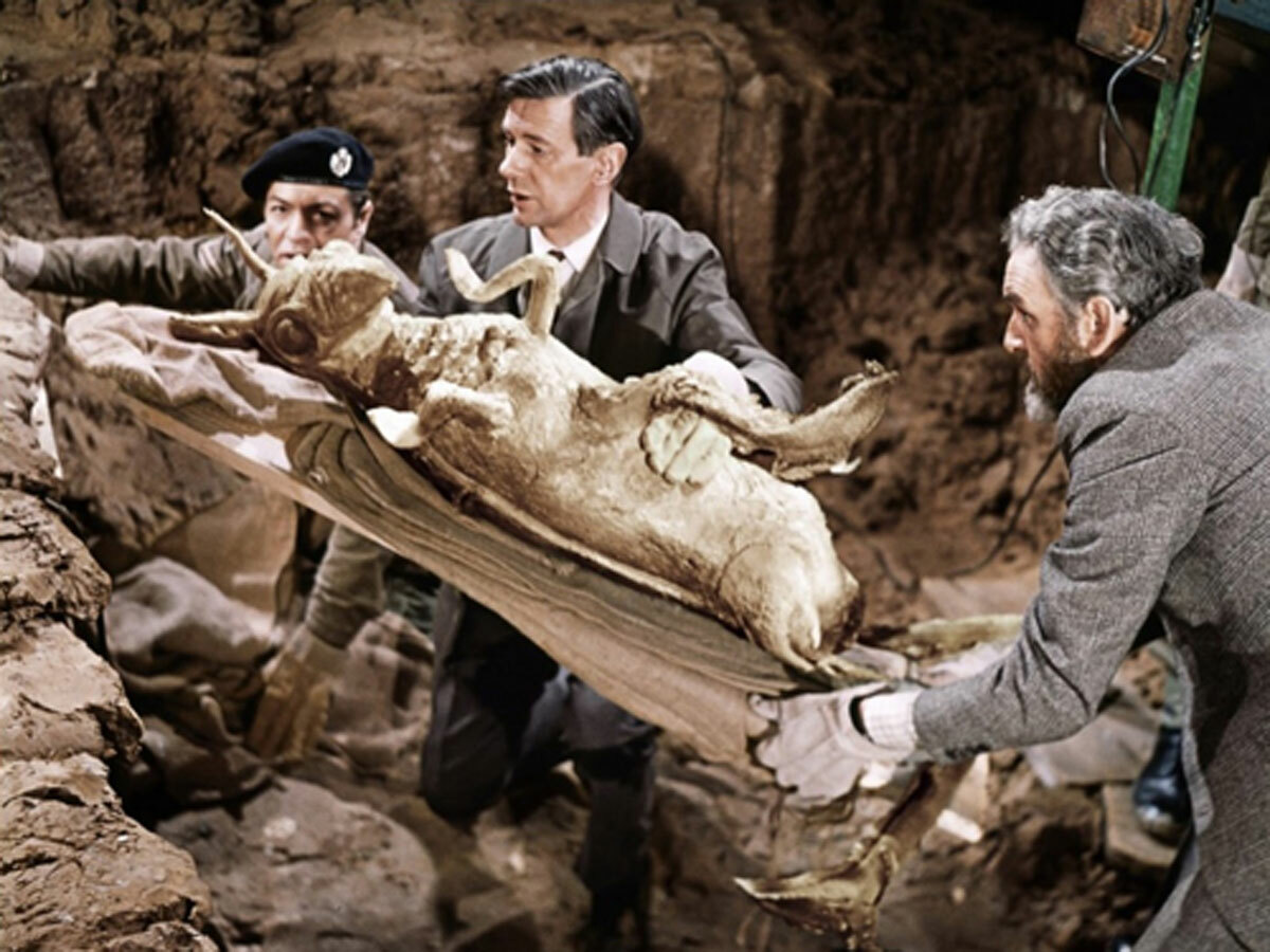 Quatermass and the Pit (1967)