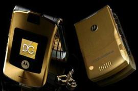 D&G blings the RAZR to death