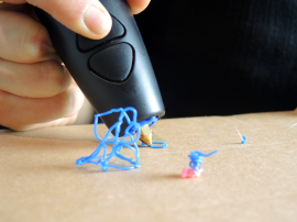 3Doodler 3D printing pen gets nozzles, DoodleBlock moulds and accessories at CES