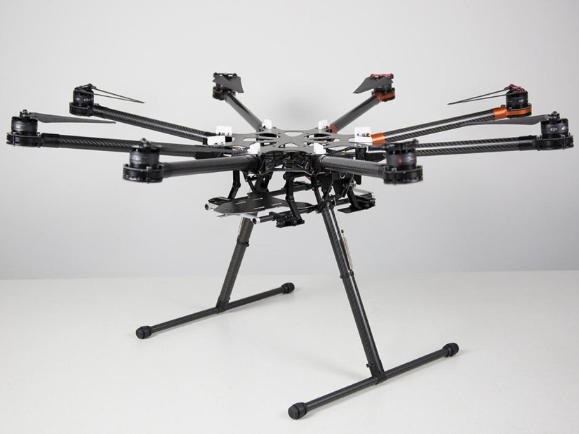 Hands-on video preview: DJI S1000 Octocopter will give your Canon 5D wings