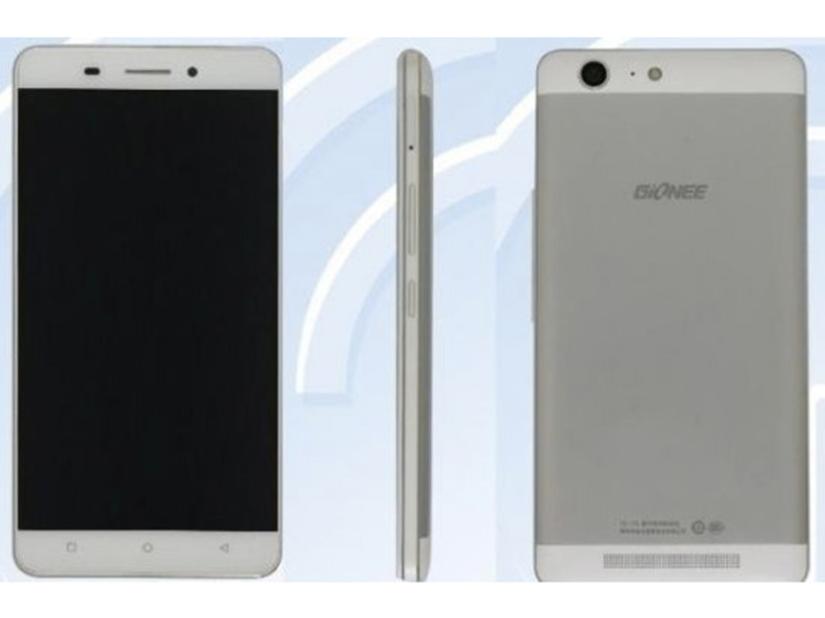 This dual-battery smartphone will last for four days on a single charge