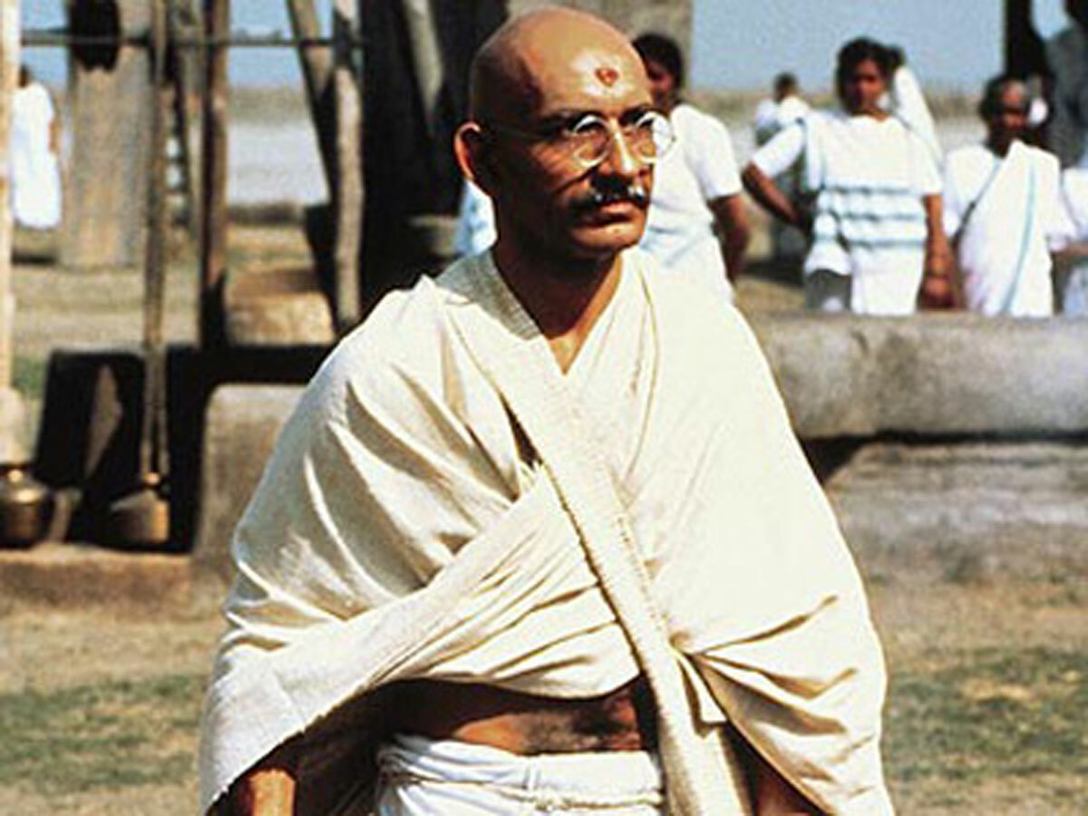 Gandhi (1982)