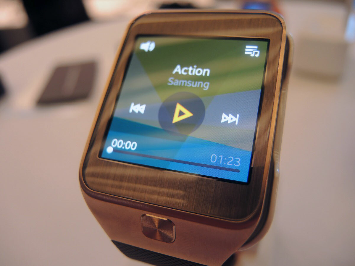 MWC 2014: Samsung Gear 2 and Gear 2 Neo hands-on review