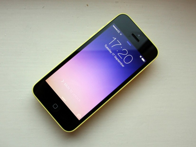 Apple will release a cheaper 8GB iPhone 5c on 18 March