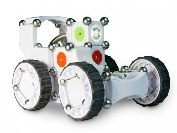 CES Hot Stuff Awards winner: MOSS - The Dynamic Robot Construction Kit