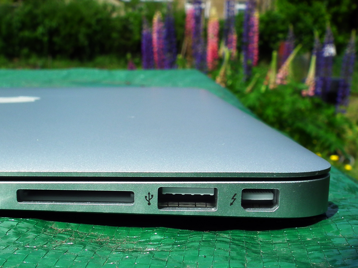 Apple MacBook Air 13in (2014) review | Stuff