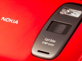 Nokia hints at PureView Windows Phone in coming weeks