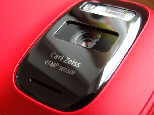 Rumour – Nokia PureView Windows Phone on the way