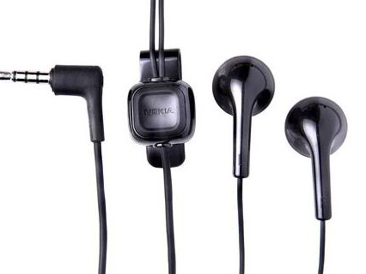 Smartphone makers will abandon the bundled headphones