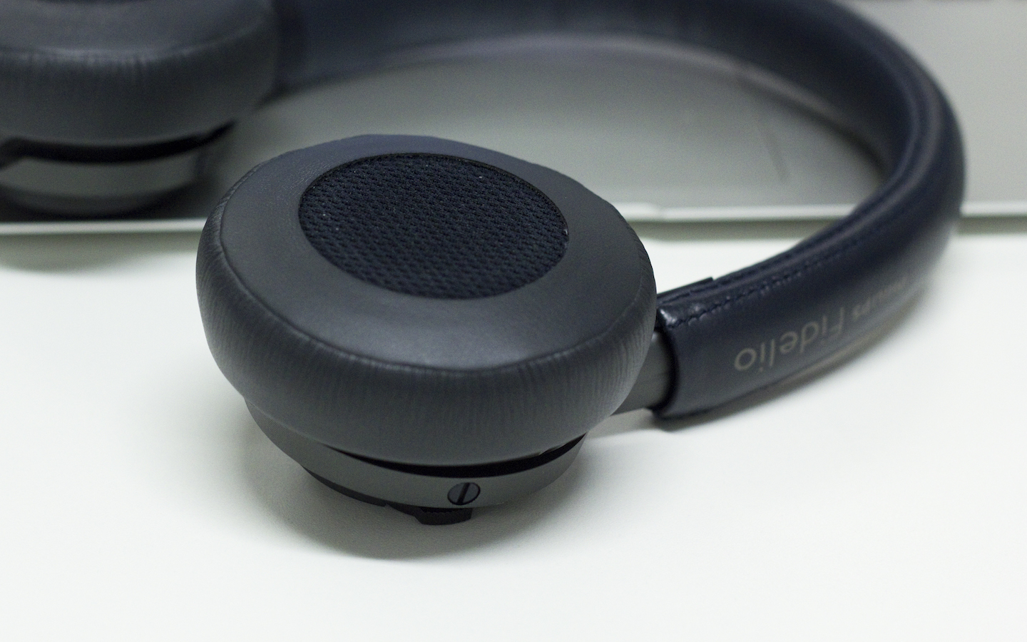 Philips Fidelio M1BT review: great-sounding Bluetooth headphones, Gadgets