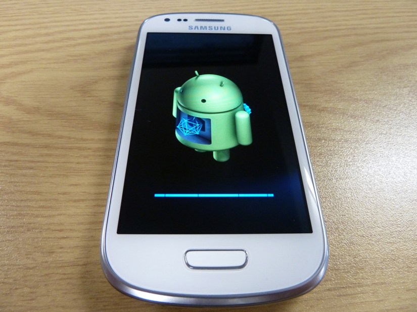 Samsung Galaxy S3 Mini hands on review