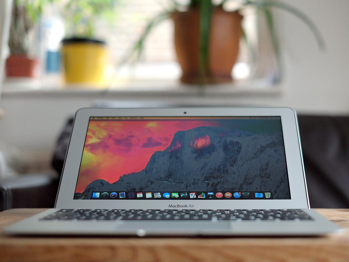 نظام مراقبة MacBook Air 11in (2015) review | Stuff نظام مراقبة