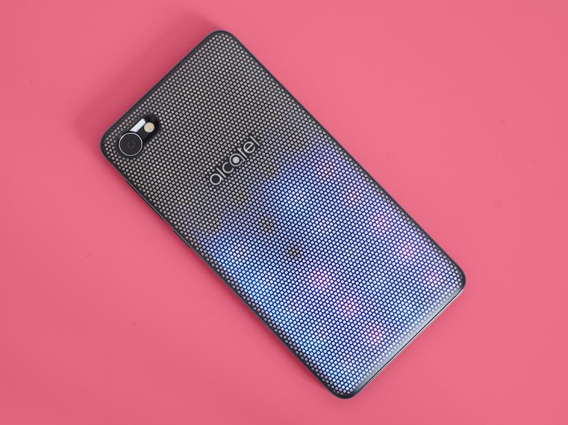 Alcatel A5 LED review
