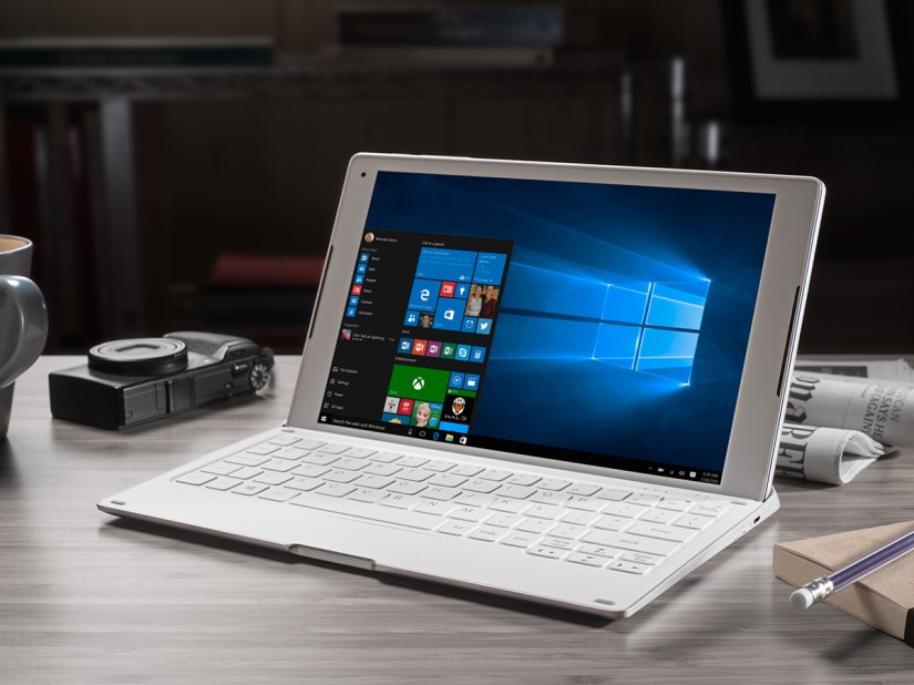 Alcatel + Windows = PLUS 10 hybrid laptop