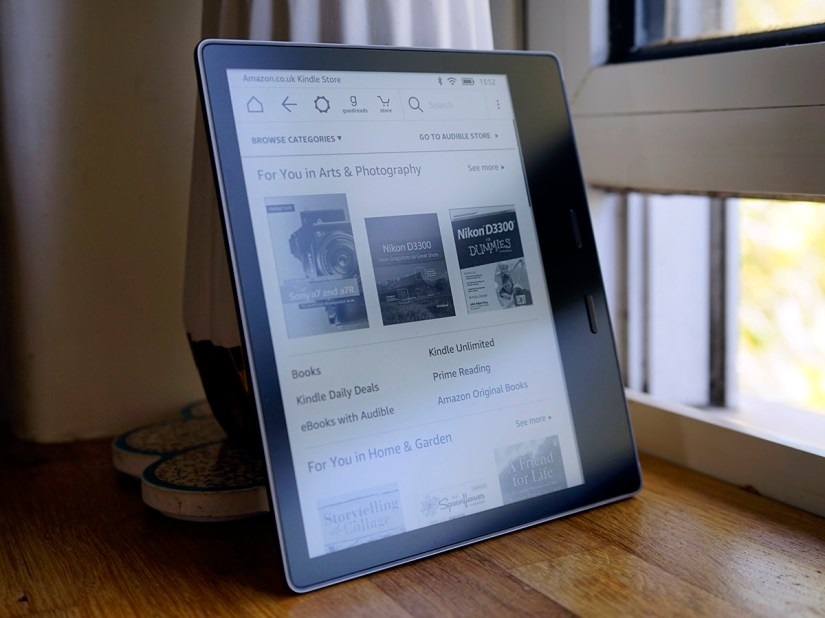 Amazon Kindle Oasis (2017) review