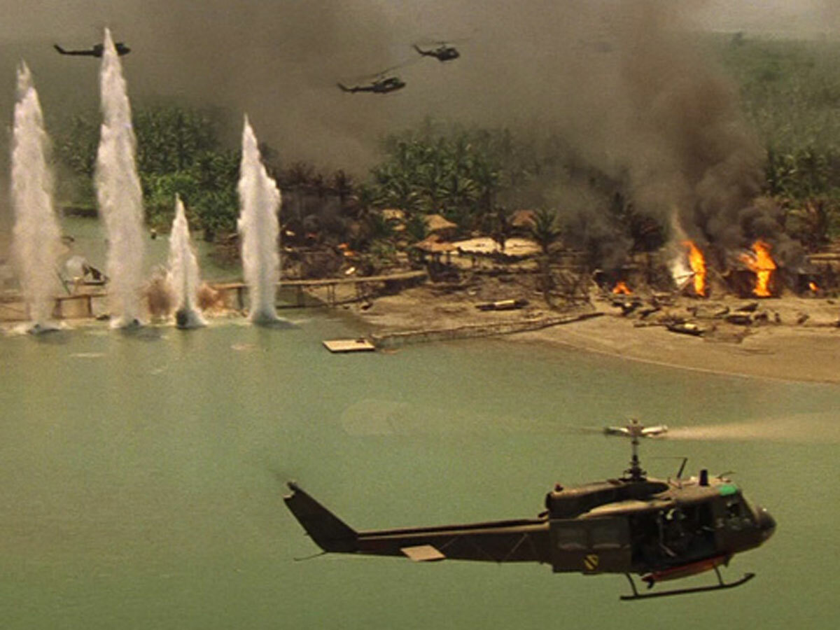 Apocalypse Now‬ (1979)