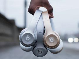Fully Charged: Beats get Apple colours, big Game of Thrones leak, and the custom Apple II Watch