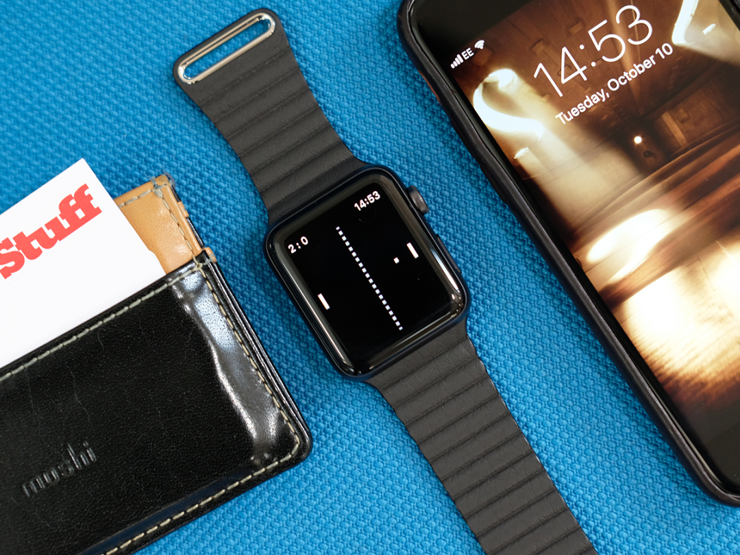 Apple watch 3 wallet hotsell