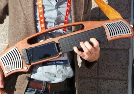 Artiphon unveils the beautiful iPhone 5 compatible INSTRUMENT 1 – exclusive hands on photos