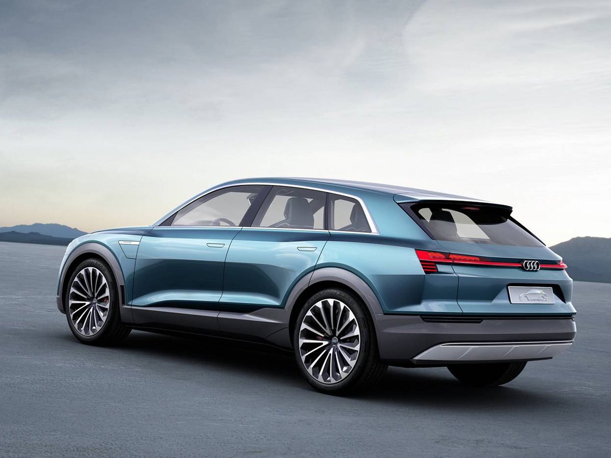 AUDI E-TRON QUATTRO CONCEPT