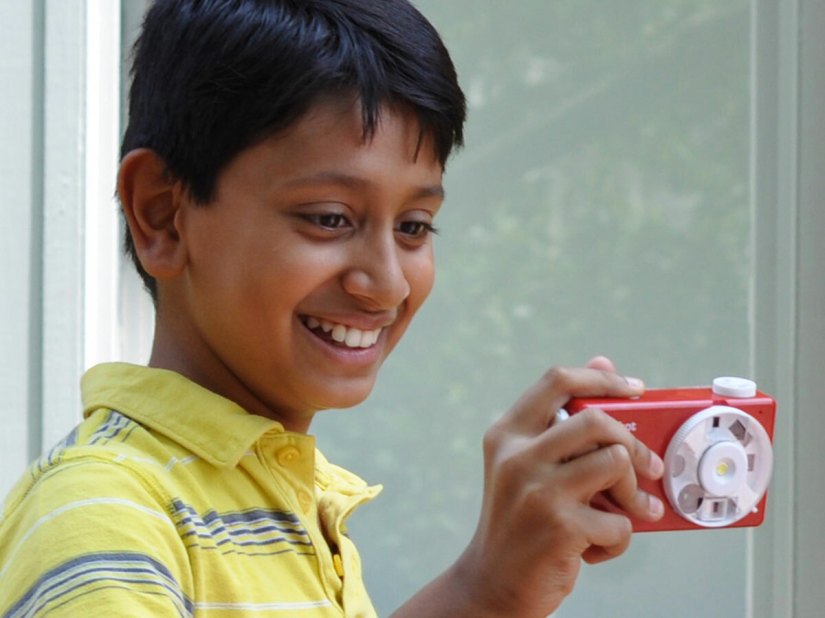 Meet Bigshot, the handcrank-powered DIY digital camera