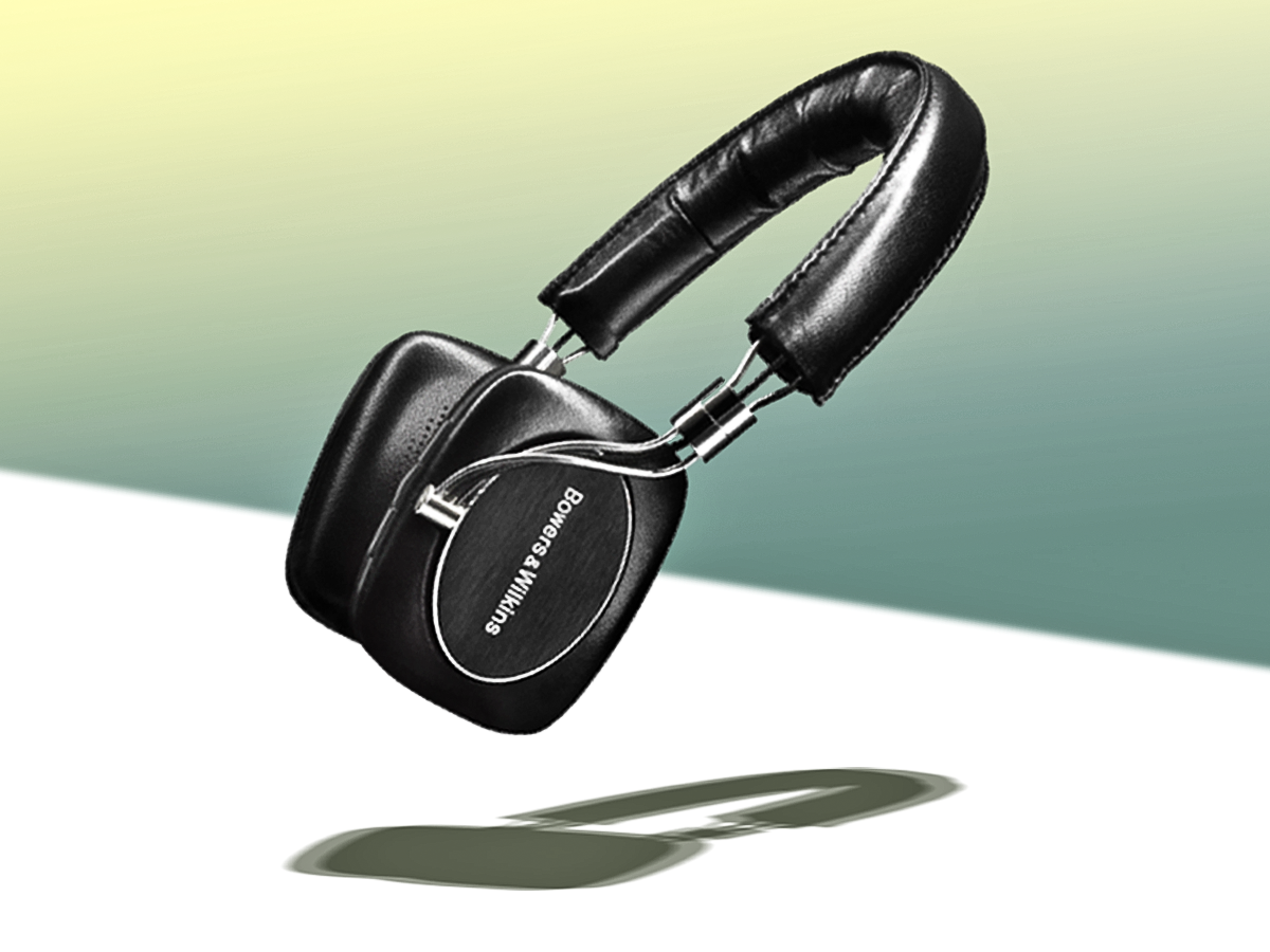 Bowers & Wilkins P5 Wireless (£330)