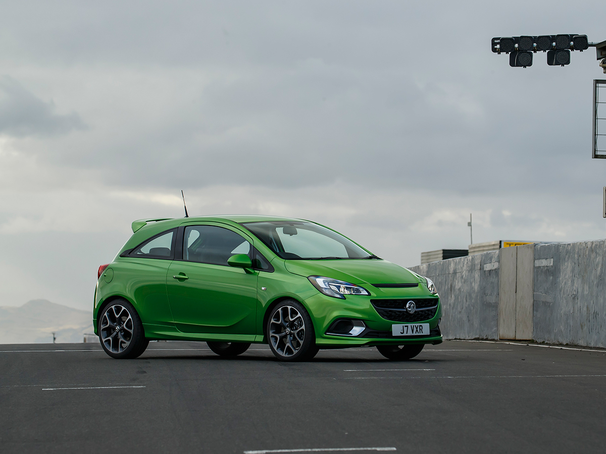 Sporty spills on a shoestring