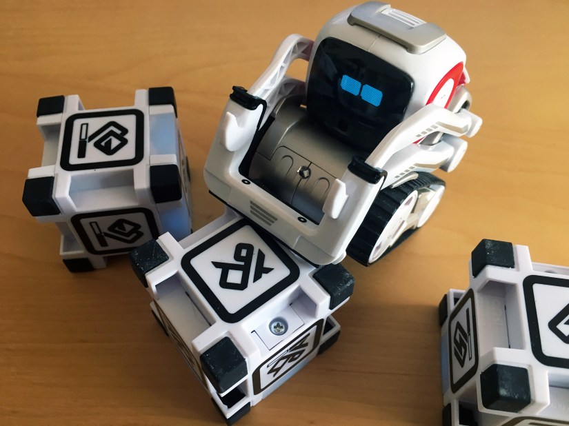 Anki Cozmo review