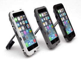 This handy crank case charges your iPhone with a little elbow grease