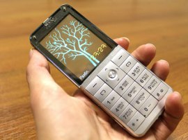 Explay Crystal phone has a transparent colour display