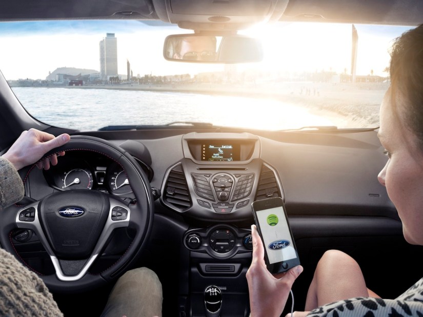 Hands-on: Ford’s AppLink in-car smartphone set-up just got a whole lot more useful