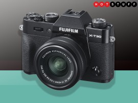 Fujifilm X-T30 sets hearts’ aflutter for photo fiends and video stars