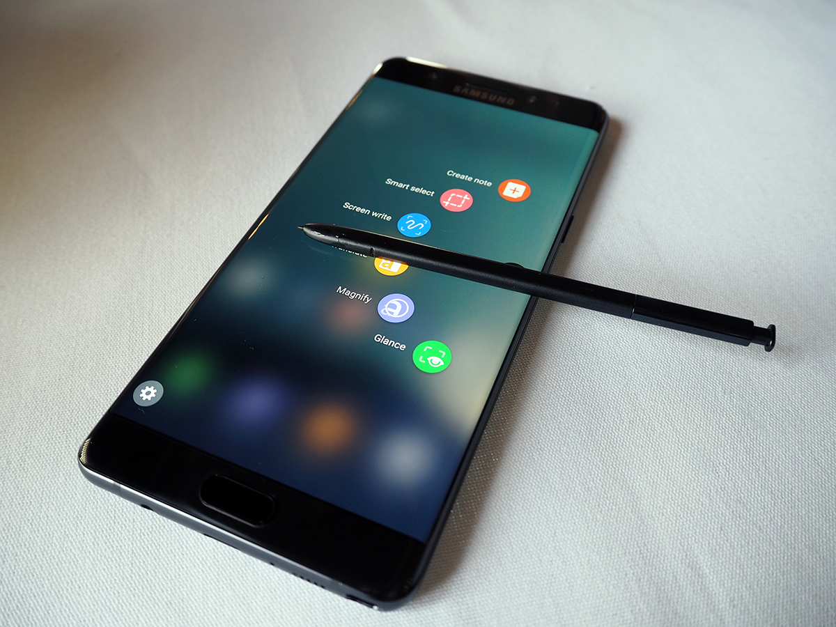 2) A smarter S Pen