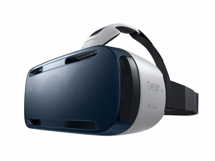 Samsung reveals the Gear VR, a shell that turns a Galaxy Note 4 into a virtual reality headset