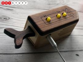 Glo is a polyphonic wooden instrument that transforms the world into an ambient soundscape