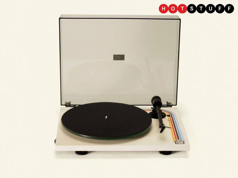 Get an audio high with Houseplant’s redesign of the Pro-Ject T1 turntable