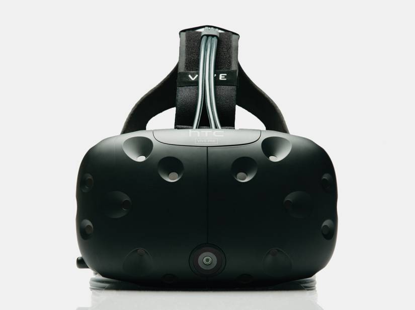 HTC Vive drops in April for $799