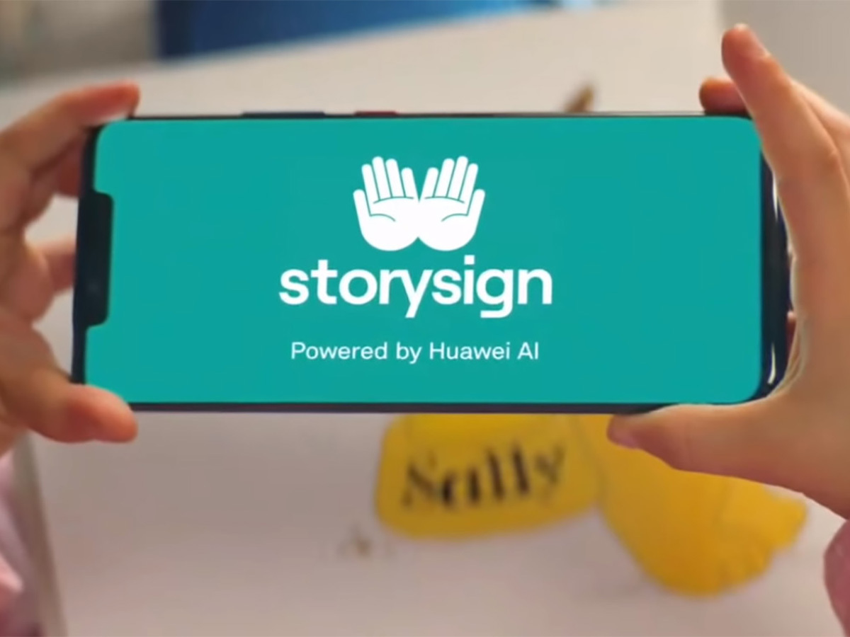 3) StorySign app by Huawei 
